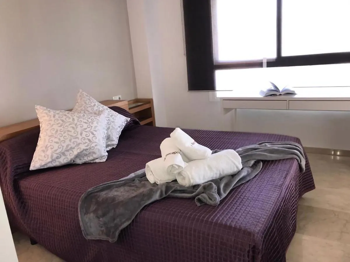 Mallarme Teatinos Malaga Apartment